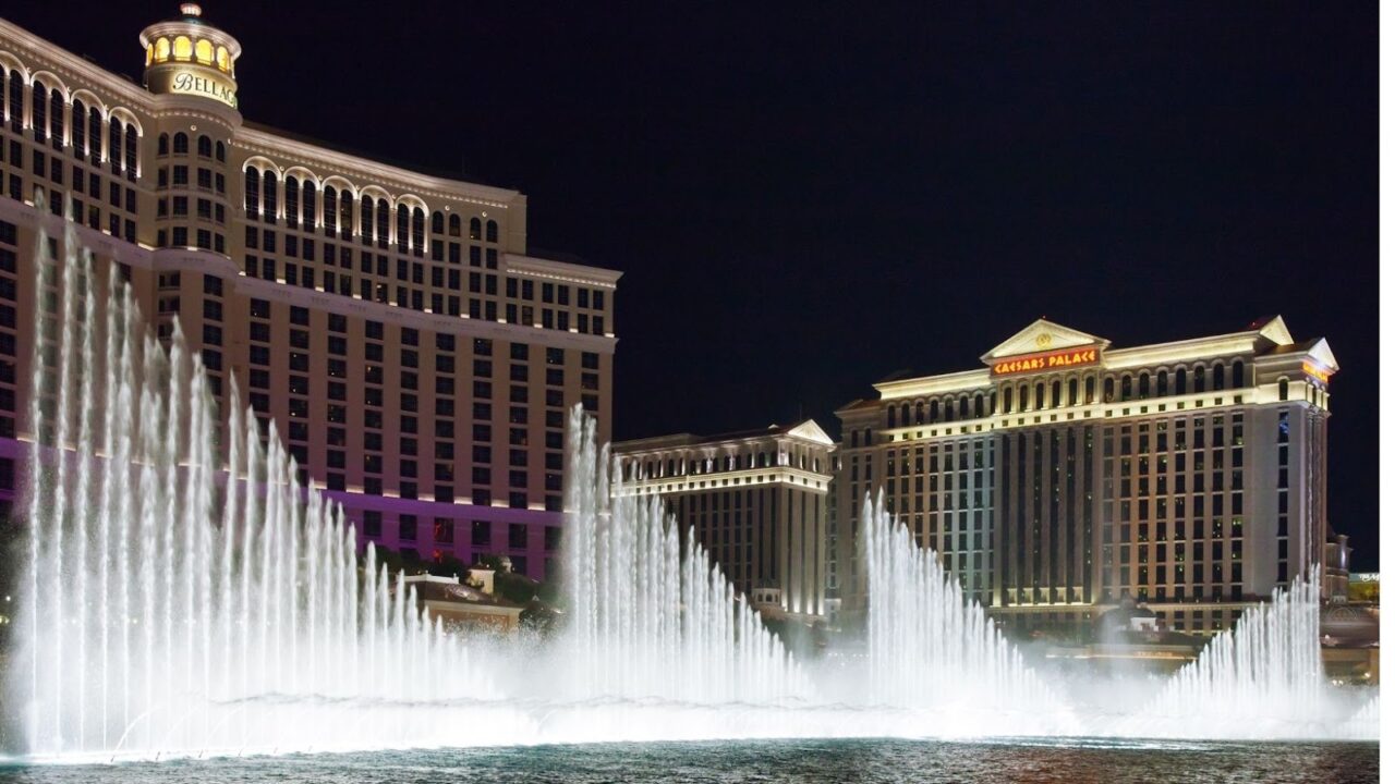 Fall of Atlantis fountain show at Caesars Palace in Las Vegas - Help In Us